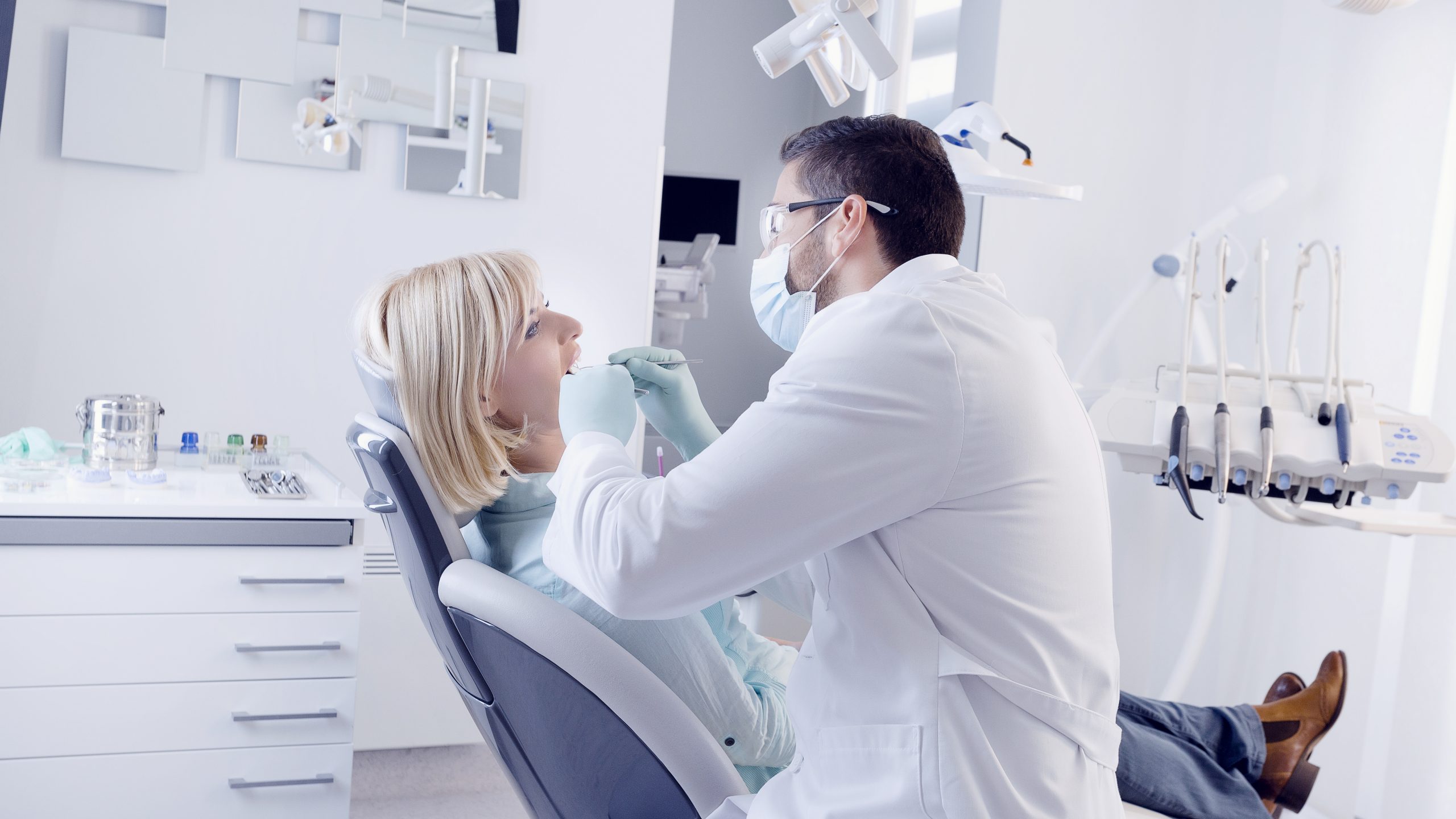 Dentist in Willits, CA