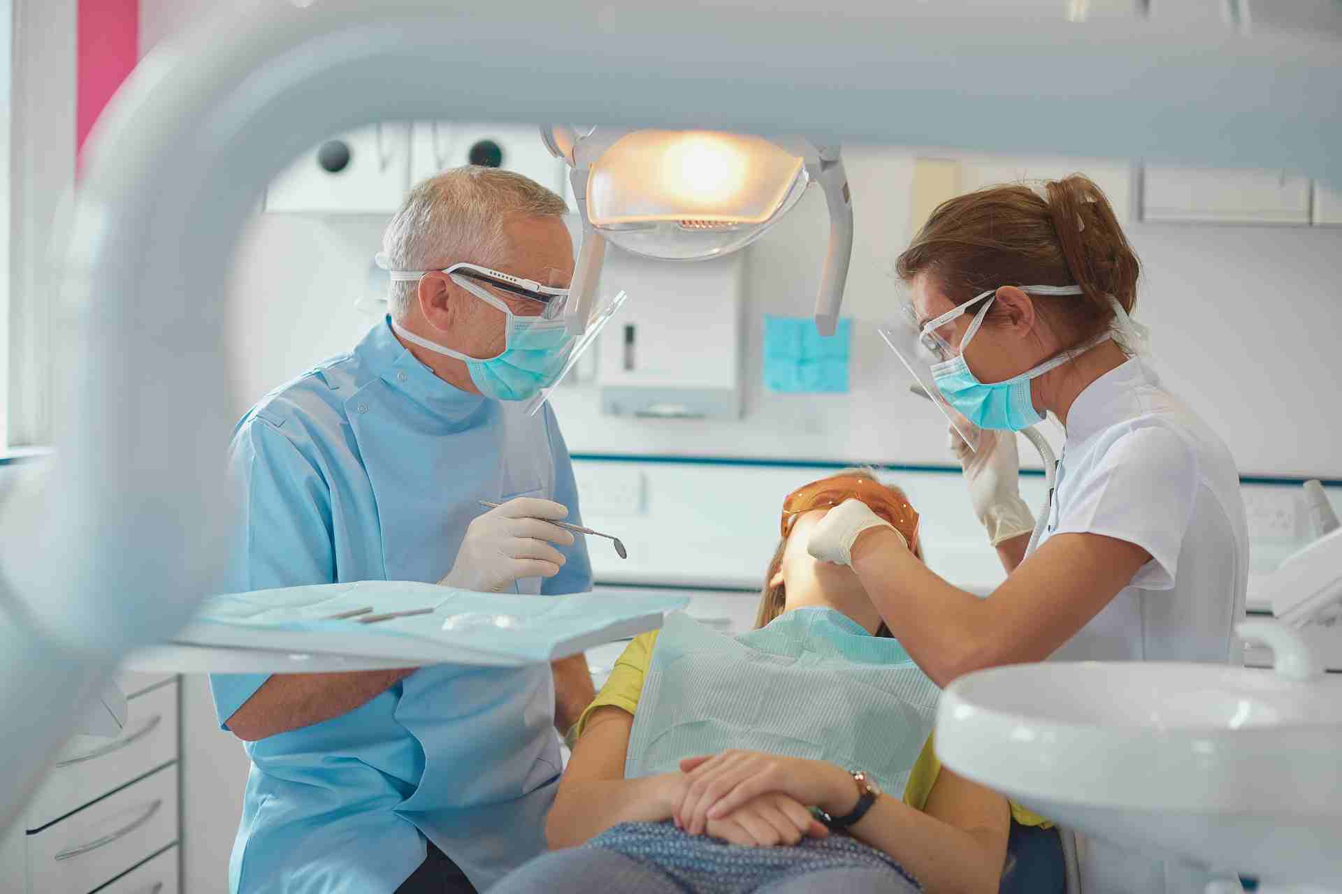 Dentist in Willits, CA